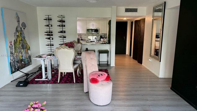 1101 River Reach Dr 511, Fort Lauderdale, FL 33315