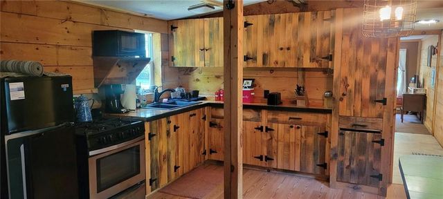 N4442 Plantation Road, Black River Falls, WI 54615