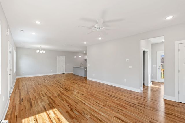 301 Mcgarity Street, Greenville, SC 29605