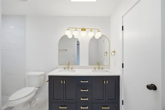 19118 Windmill Lane, Dallas, TX 75252