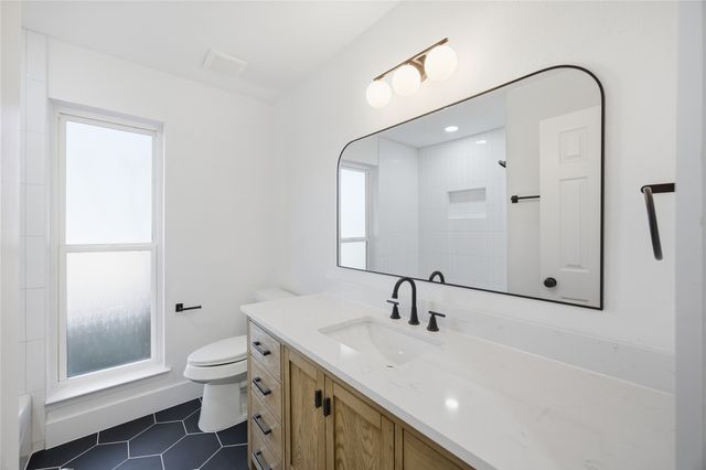 19118 Windmill Lane, Dallas, TX 75252