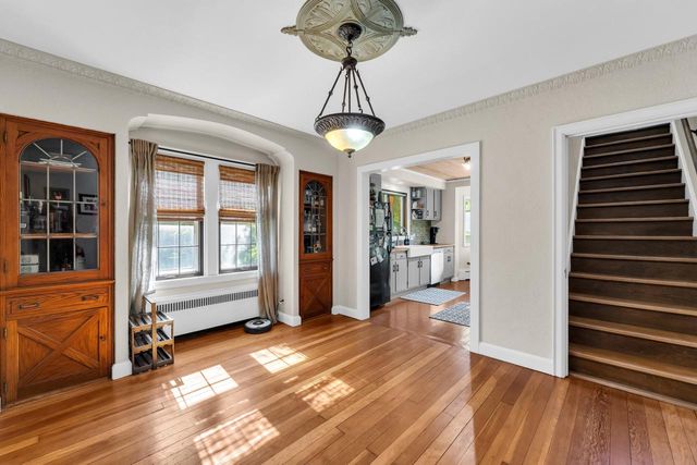 5835 S 92nd STREET, Hales Corners, WI 53130