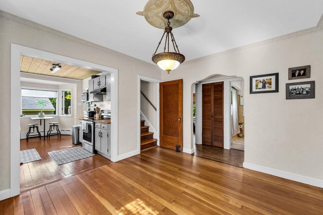 5835 S 92nd STREET, Hales Corners, WI 53130