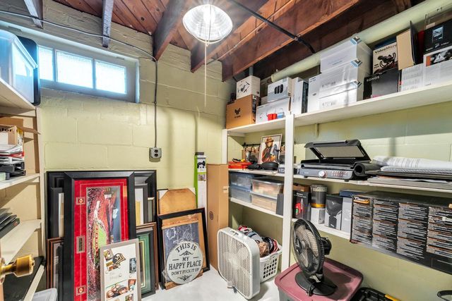 5835 S 92nd STREET, Hales Corners, WI 53130