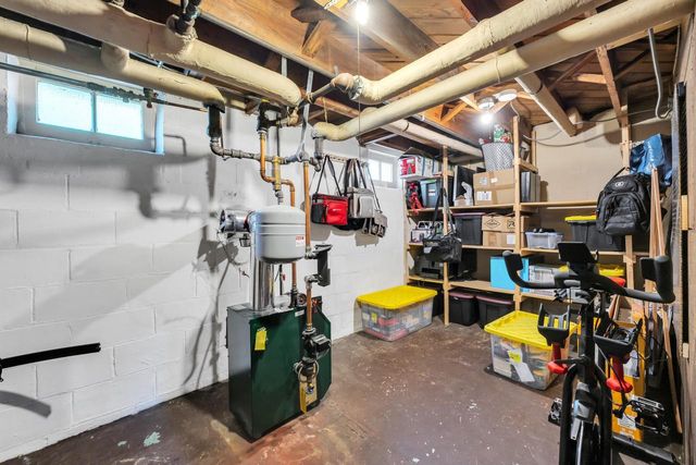 5835 S 92nd STREET, Hales Corners, WI 53130