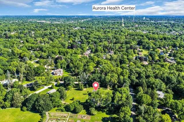 5835 S 92nd STREET, Hales Corners, WI 53130