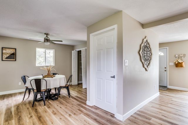 1131 N Gow St, Wichita, KS 67203