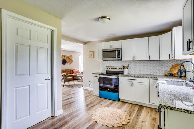 1131 N Gow St, Wichita, KS 67203