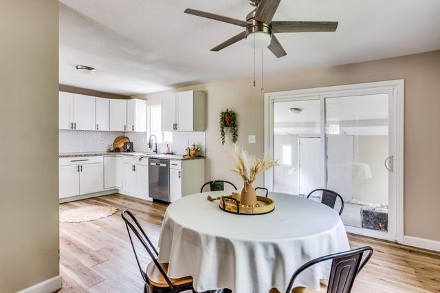 1131 N Gow St, Wichita, KS 67203