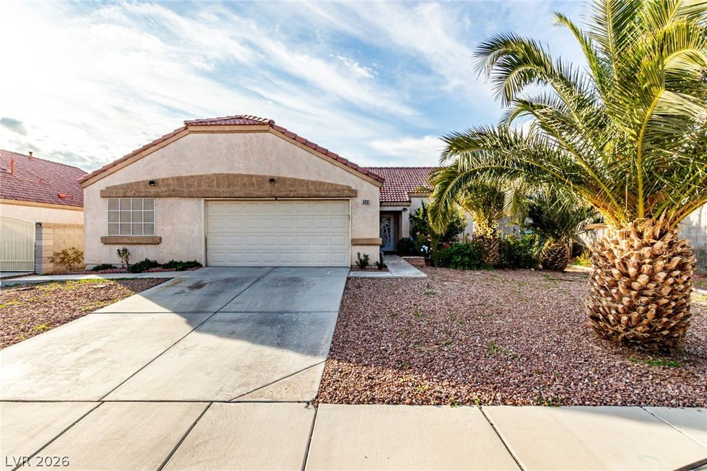 5931 Whalers Drift Street, North Las Vegas, NV 89031 — photo 2