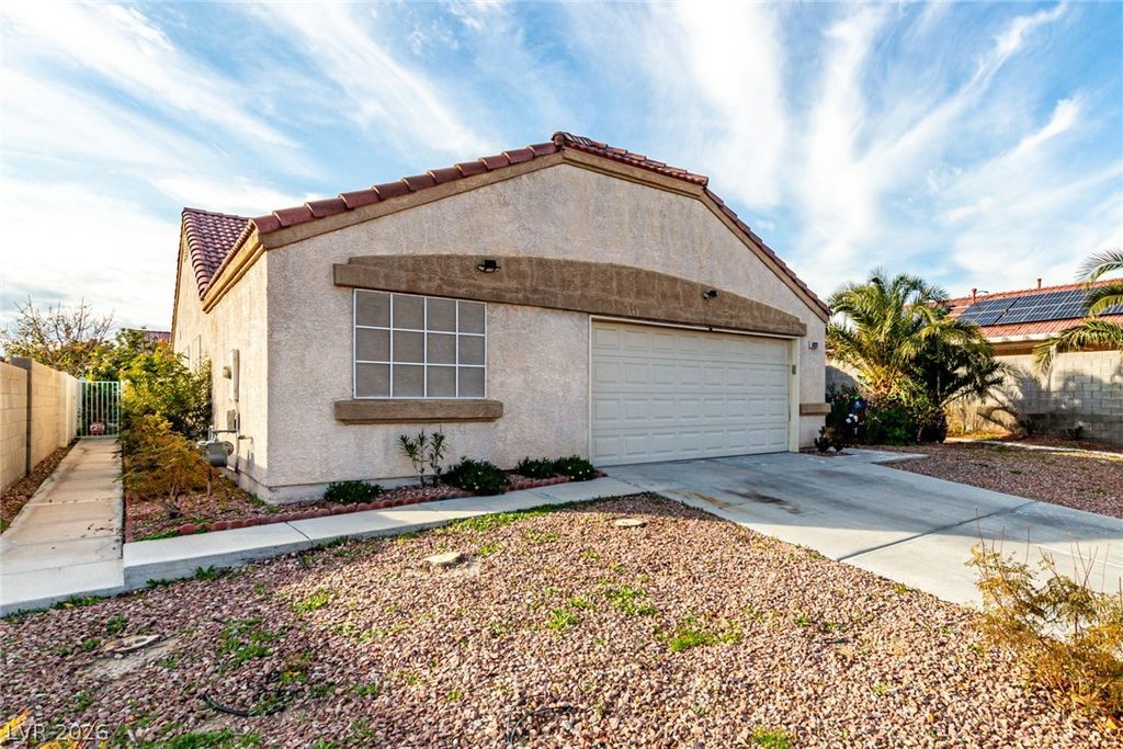 5931 Whalers Drift Street, North Las Vegas, NV 89031 — photo 3