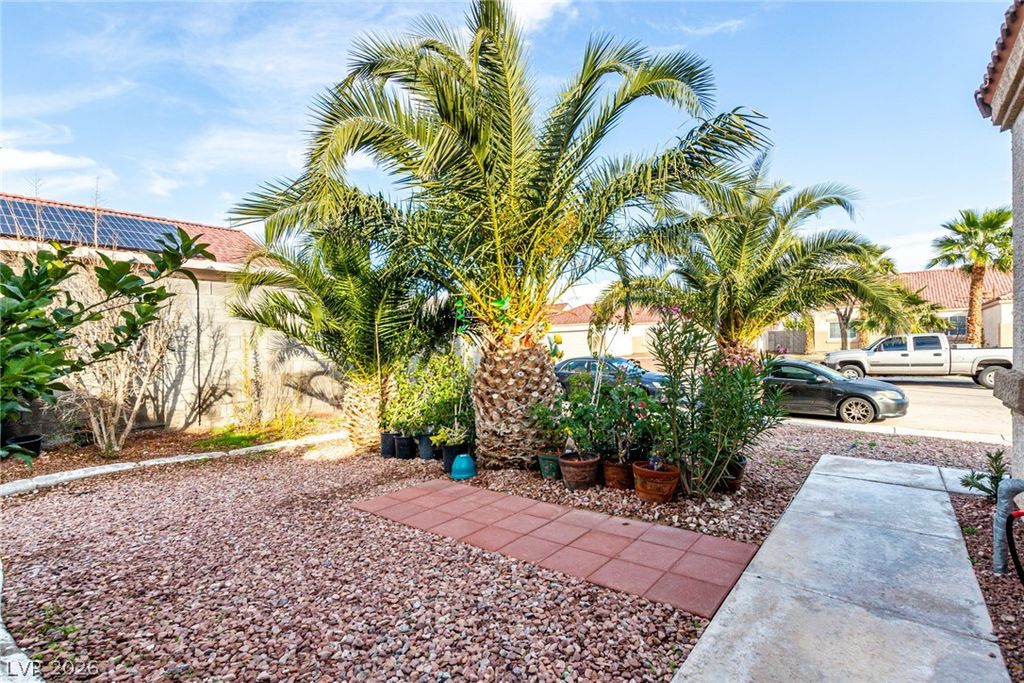 5931 Whalers Drift Street, North Las Vegas, NV 89031 — photo 5