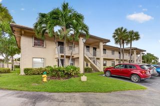 5540 Lakeside Drive 102, Margate, FL 33063