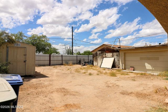 601 N San Jose Avenue, Tucson, AZ 85745