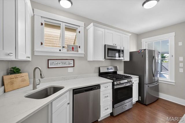 6409 Marquette Avenue, St Louis, MO 63139
