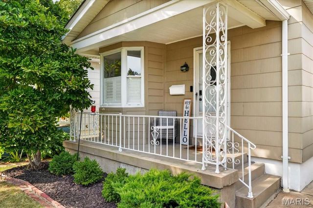 6409 Marquette Avenue, St Louis, MO 63139