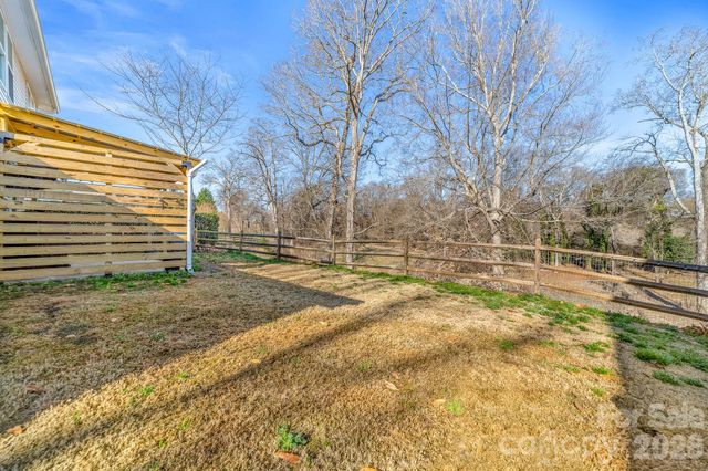 211 Howe Street, Belmont, NC 28012