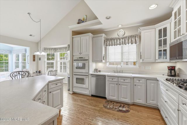 39 Newport Street, Barnegat, NJ 08005