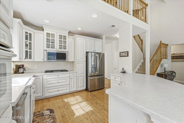 39 Newport Street, Barnegat, NJ 08005
