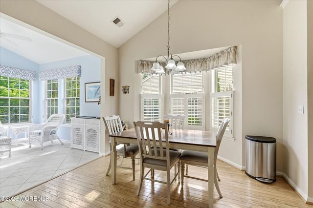39 Newport Street, Barnegat, NJ 08005