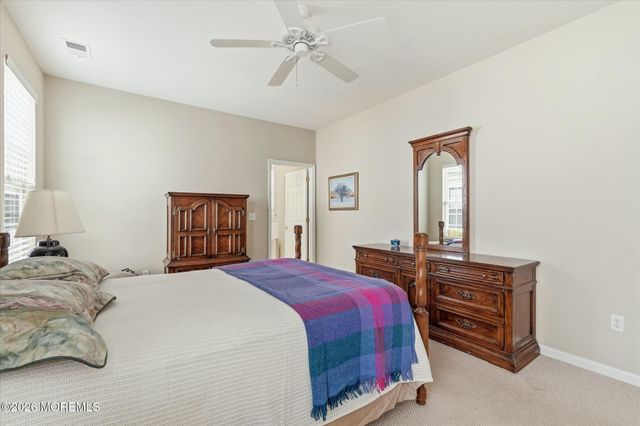 39 Newport Street, Barnegat, NJ 08005