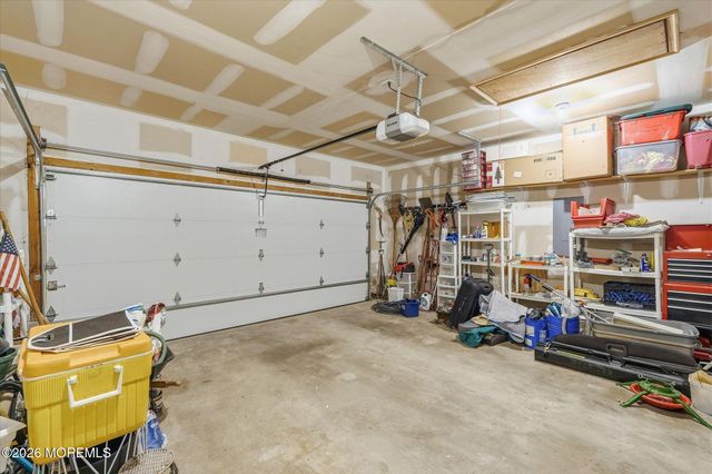 39 Newport Street, Barnegat, NJ 08005