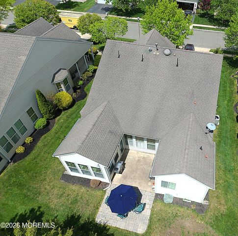 39 Newport Street, Barnegat, NJ 08005