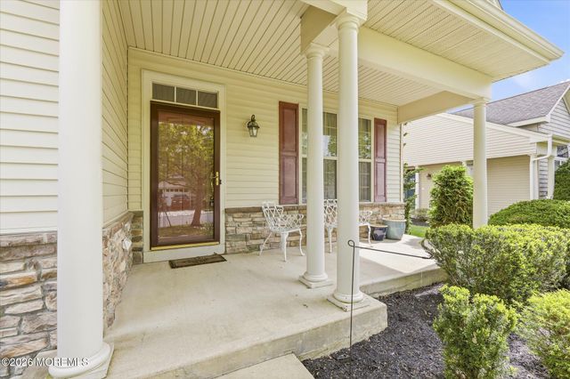 39 Newport Street, Barnegat, NJ 08005