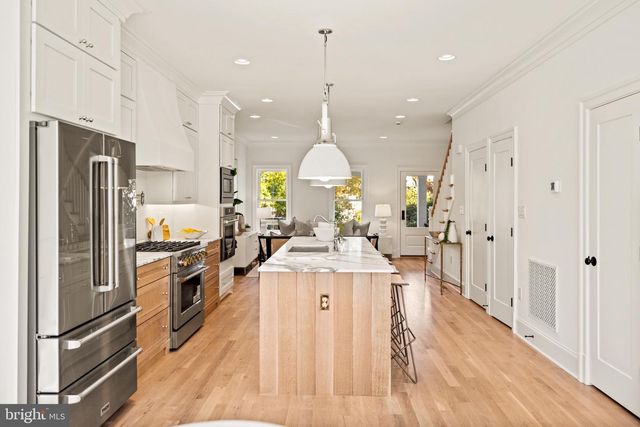 1413 TAYLOR ST NW, Washington, DC 20011