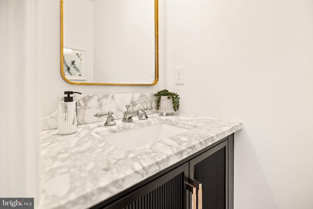 1413 TAYLOR ST NW, Washington, DC 20011