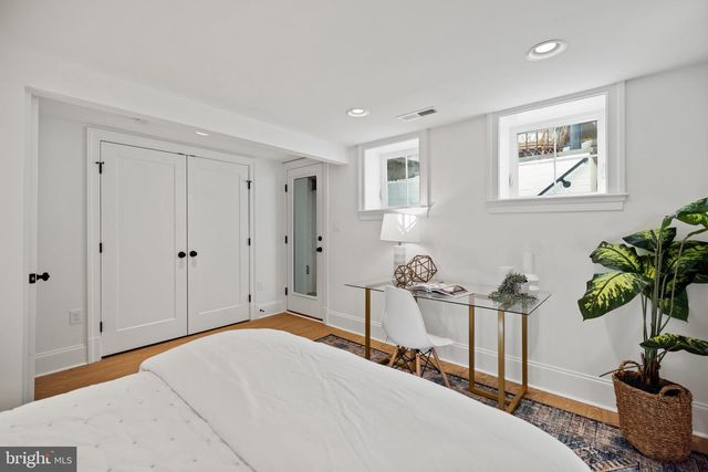 1413 TAYLOR ST NW, Washington, DC 20011