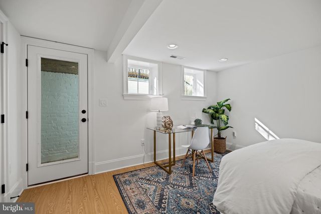 1413 TAYLOR ST NW, Washington, DC 20011