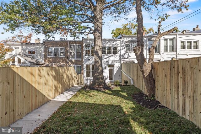 1413 TAYLOR ST NW, Washington, DC 20011