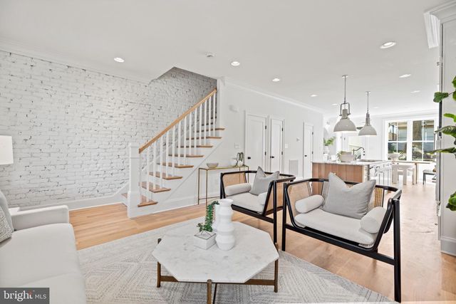 1413 TAYLOR ST NW, Washington, DC 20011