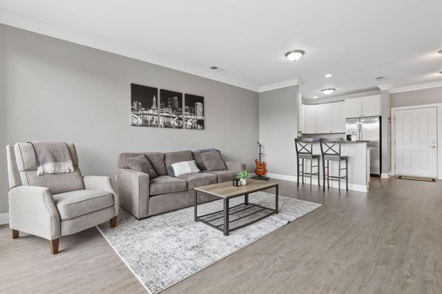 925 Ingleside Avenue, 307, Columbus, OH 43215