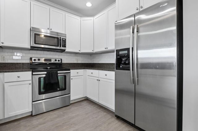 925 Ingleside Avenue, 307, Columbus, OH 43215