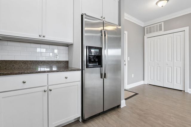 925 Ingleside Avenue, 307, Columbus, OH 43215