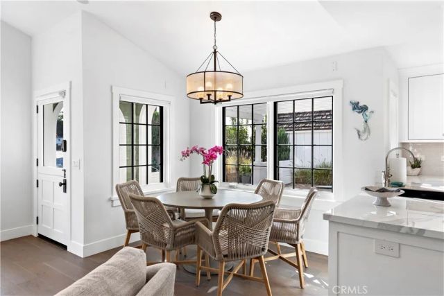 156 Pearl Street, Laguna Beach, CA 92651