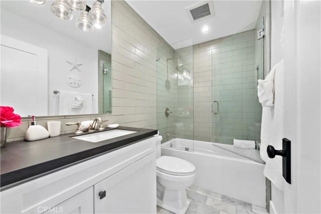 156 Pearl Street, Laguna Beach, CA 92651