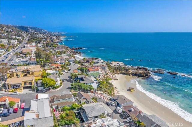 156 Pearl Street, Laguna Beach, CA 92651