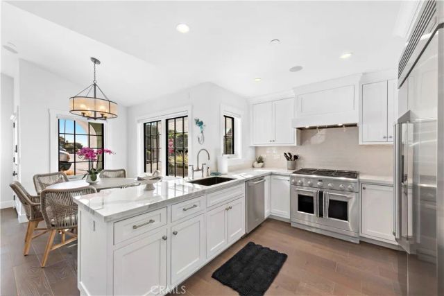 156 Pearl Street, Laguna Beach, CA 92651