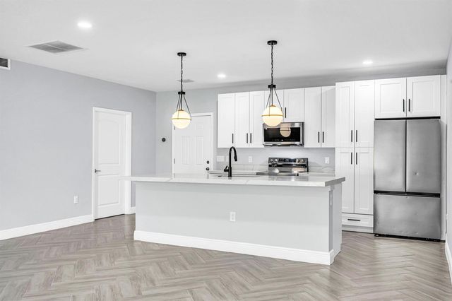 333 NW 41st Street 337, Oakland Park, FL 33309