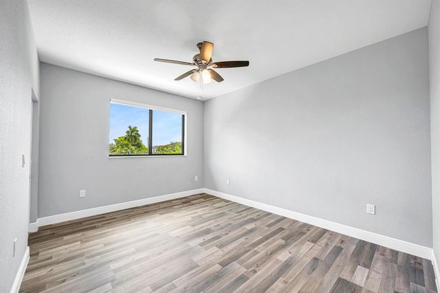 333 NW 41st Street 337, Oakland Park, FL 33309
