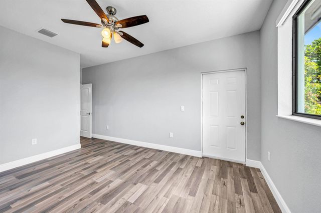 333 NW 41st Street 337, Oakland Park, FL 33309