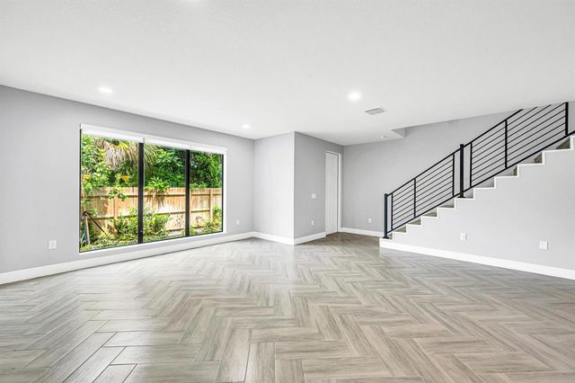 333 NW 41st Street 337, Oakland Park, FL 33309