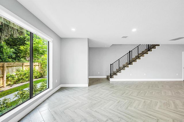 333 NW 41st Street 337, Oakland Park, FL 33309