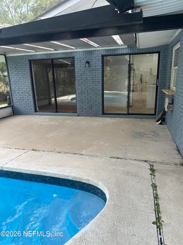 112 GRANADA Lane, Ponte Vedra Beach, FL 32082