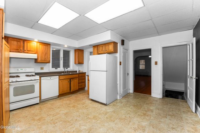 78 S Pine Avenue, Albany, NY 12208