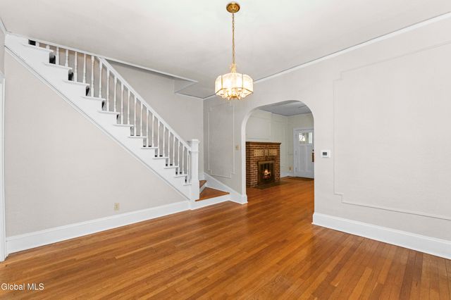 78 S Pine Avenue, Albany, NY 12208