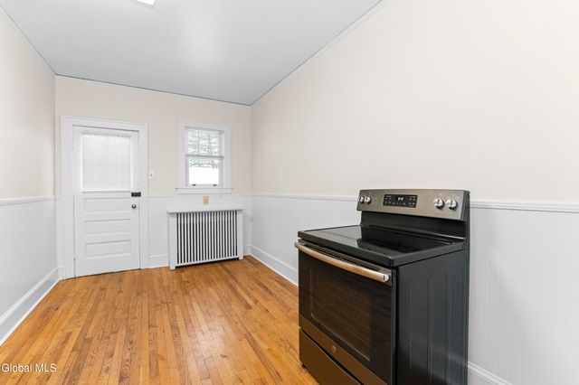 78 S Pine Avenue, Albany, NY 12208